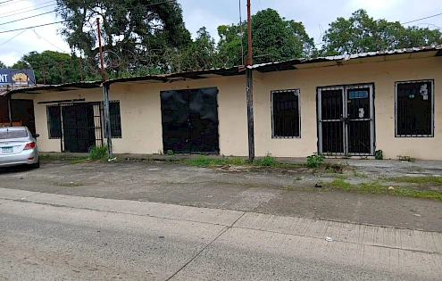 Se Vende Local Comercial, cerca de la Terminal de Transporte