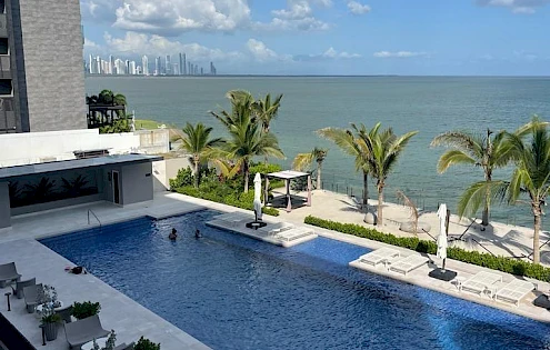 Beautiful furnished apartment in Ocean Reef