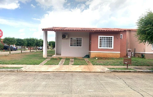 Venta - alquiler de casa en Arboledas, Los Castaños, La Chorrera