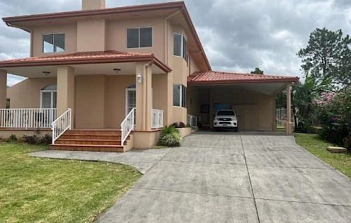 Charming Single-Family Home on Volcancito Road