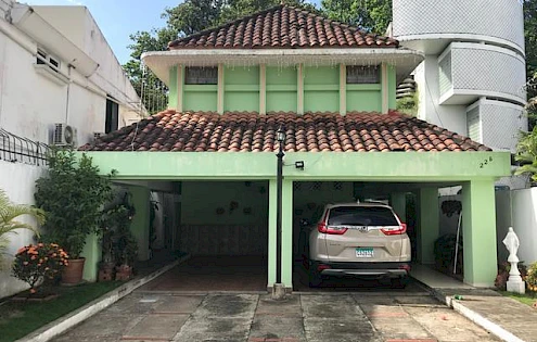 Casa La Alameda