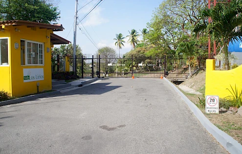 Land for sale El Valle de Los Lirios, San Carlos