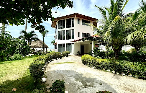 Venta de Casa de Playa Villa Las Leonores