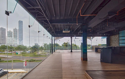 Local Comercial de 339m2 en alquiler en Balboa Boutiques