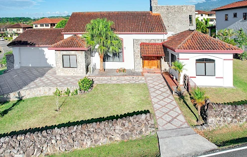 Discover Your Dream Home in Los Molinos, Boquete