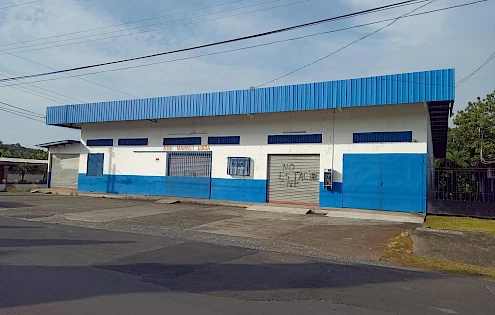 ARRAIJAN LOCAL COMERCIAL EN VENTA