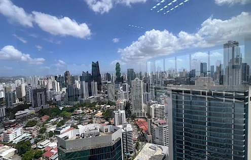 Office for sale in Bicsa tower, next to the Hilton