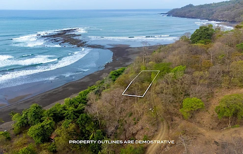 Oceanfront Clifftop Property with Stunning Views