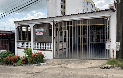 CASA EN ALQUILER EN COLINAS