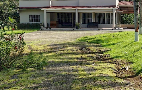 Farm for sale in Costa Arriba de Colón, Portobelo.