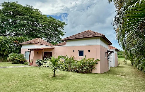 DETACHED VILLA ON CORNER LOT
