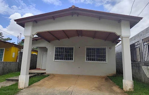 Bank Sells House Brisas del Golf Arraijan