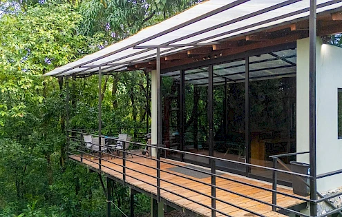 Hermosa Casa Moderna en Venta en Morrillo - Rodeada de Naturaleza