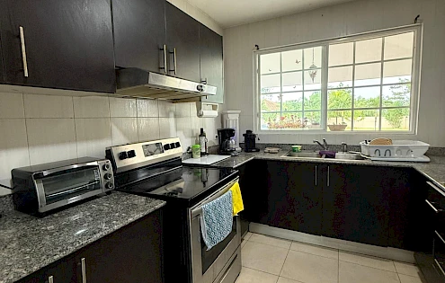 Brisas del Golf, Villa Tivoli Residence for sale.