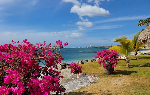 2-bedroom condo for Sale or Lease in La Ensenada