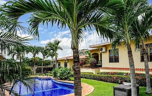 Condominio de 2 recámaras en venta en Cuesta del Sol, David